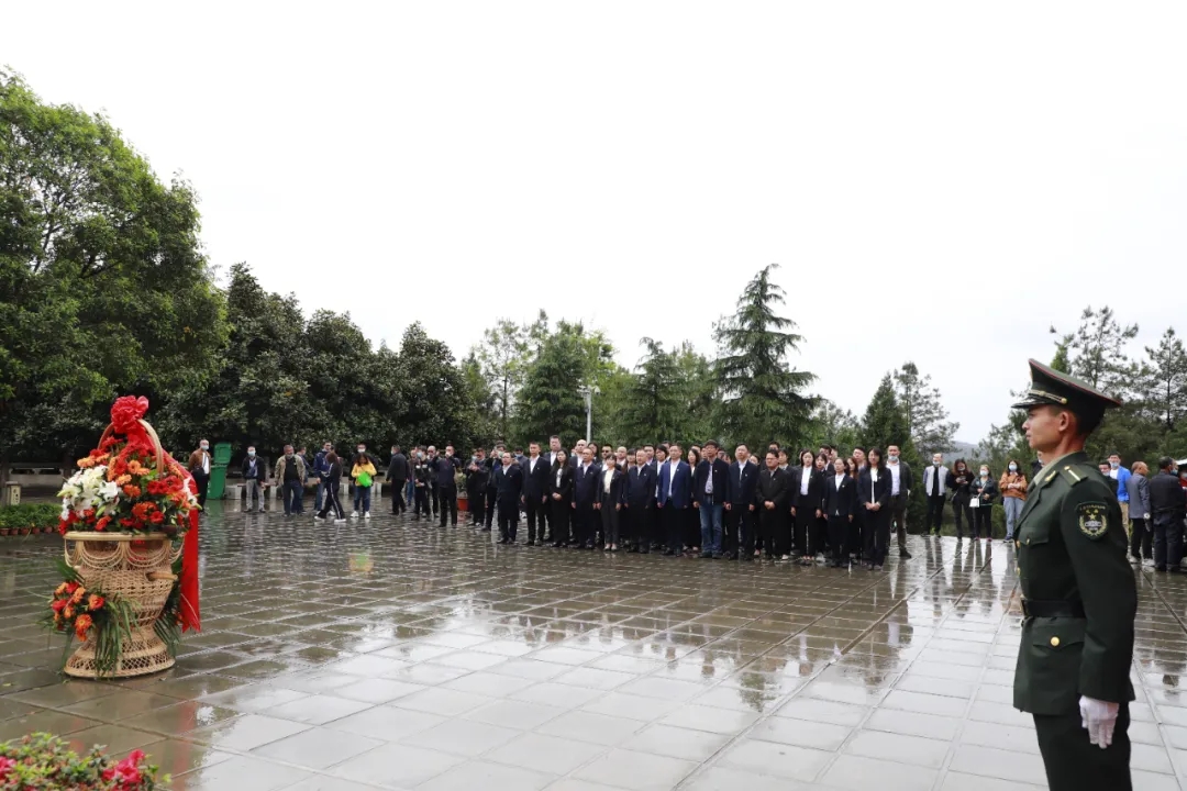 1619579666911493.jpg 640.webp (1).jpg