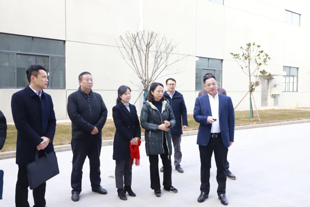 1641882341560603.jpg 640.webp (1).jpg